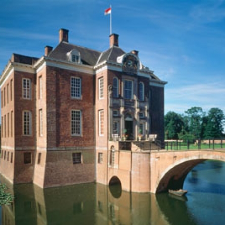 Kasteel Middachten.jpg